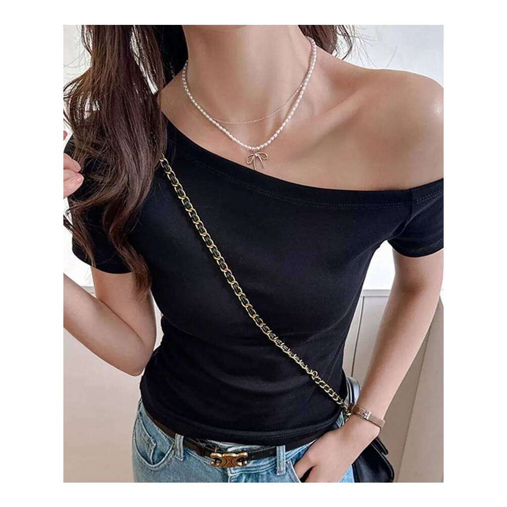 Summer women's slanted neck sexy one shoulder short sleeved T-shirt black and white basic fashion top