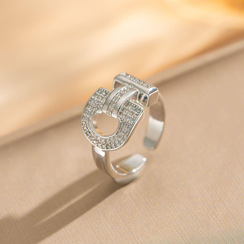 Luxury Brand Designer Jewelry European And American Horseshoe Buckle Ring With Diamond Inlay Hollow Design 2025 New Fashionable Versatile Open Ring Fo