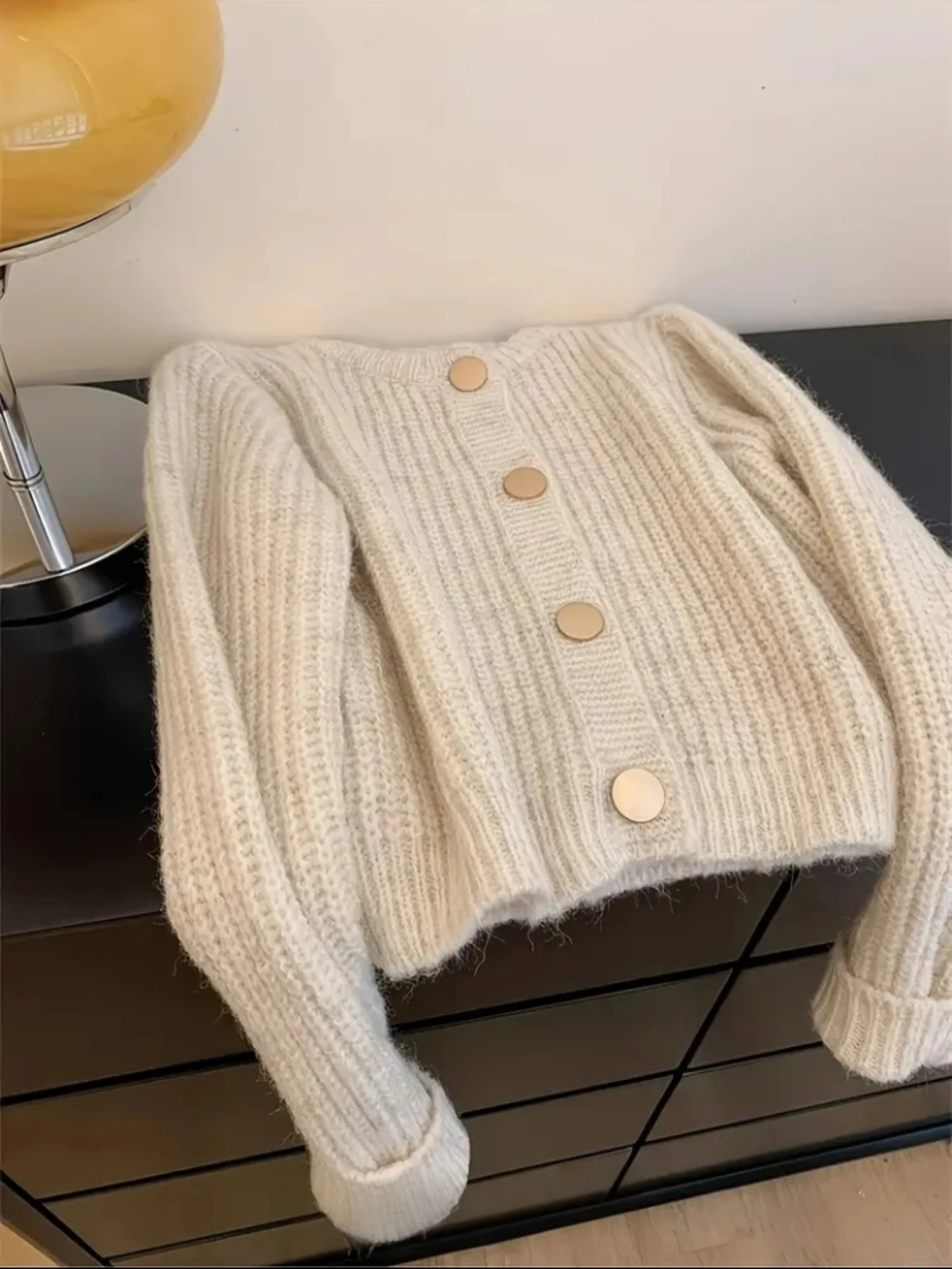 Xiaoxiangfeng Big Button Cardigan SweaterFashion Womens Tops Woolen Soft Knitted Long Sleeve Beautiful Ladies Sweater 251229