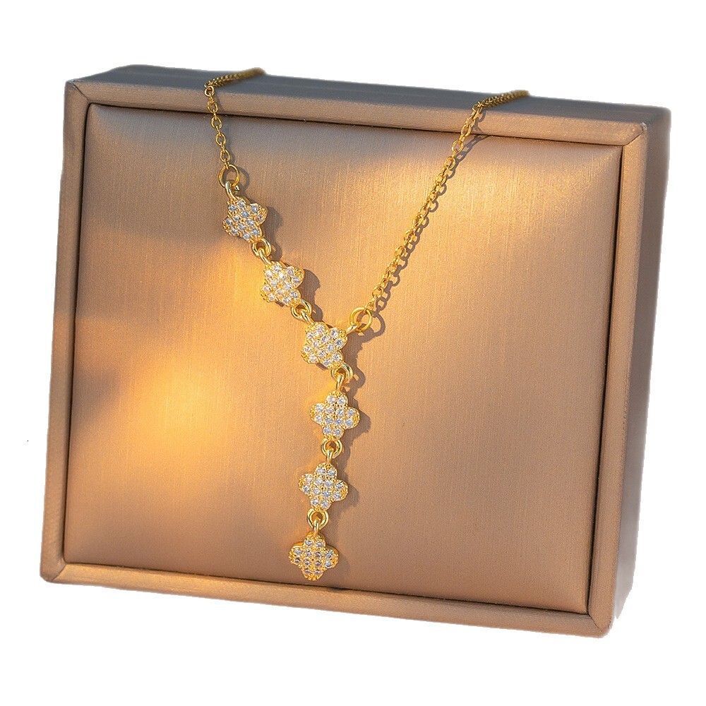 Luxury Brand Designer Jewelry Fashionable Light Luxury Tassel Four-Leaf Clover Micro Inlaid Full Diamond Necklace For Women Exquisite Sparkling High-E
