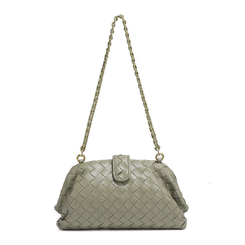 Cross-Border European and American Fashion Simple New Handbag for Women Hand-Woven Chain Shoulder Underarm Shell Clip Bag