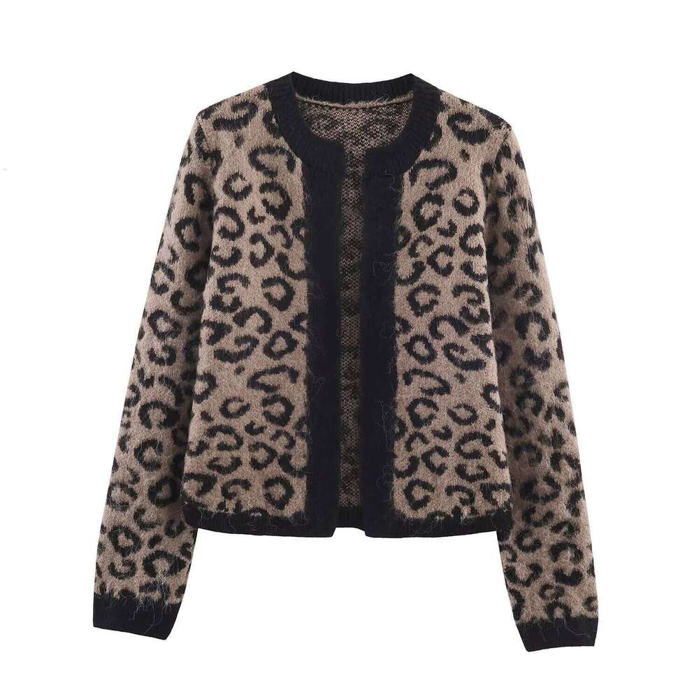 Winter New Women's Casual Fashion Simple Elegant Round Neck Long Sleeve Animal Jacquard Knit Cardigan