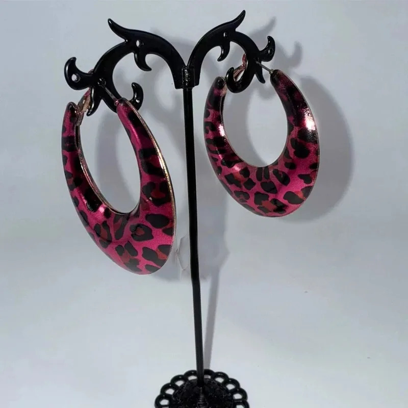 Pink Leopard Print Grunge Rock Punk Charm Earrings for Women Sexy Fashion Accessories Green Leopard Print Earrings Y2K Jewelry 251230