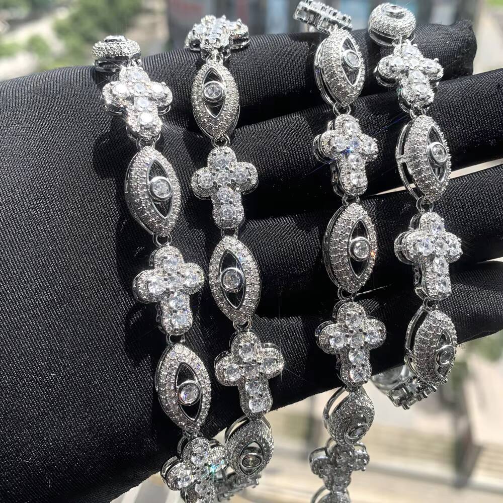 2026 New Iced Out Men Boy Jewelry Micro Paved 5A Cubic MoissaniteVVSia Moissanite Cross Evil Eye Charm Chain Hip Hop Necklace