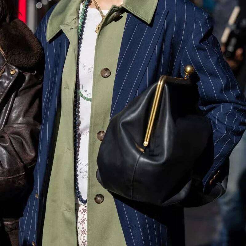 Classic Large Capacity Kisslock Frame Clip Bags For Women Luxury Designer Handbags Purses 2026 New In PU Lock Underarm Shoulder