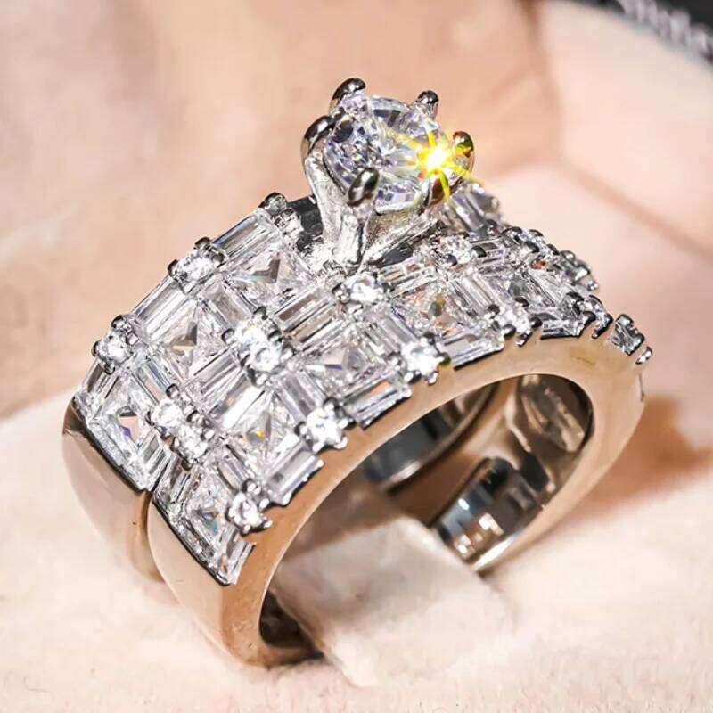Huitan Opulent Sparkling 2Pcs Rings Set Charms Promise Wedding Band Jewelry Lady Delicate Attractive Accessories for Engagement