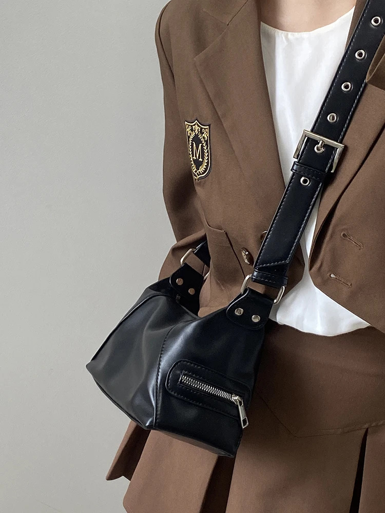 Vintage Y2K Womens Underarm Bags Pu Leather Shoulder Bag Casual Portable Female Tote Purse Crossbody Bag Handbags 251231