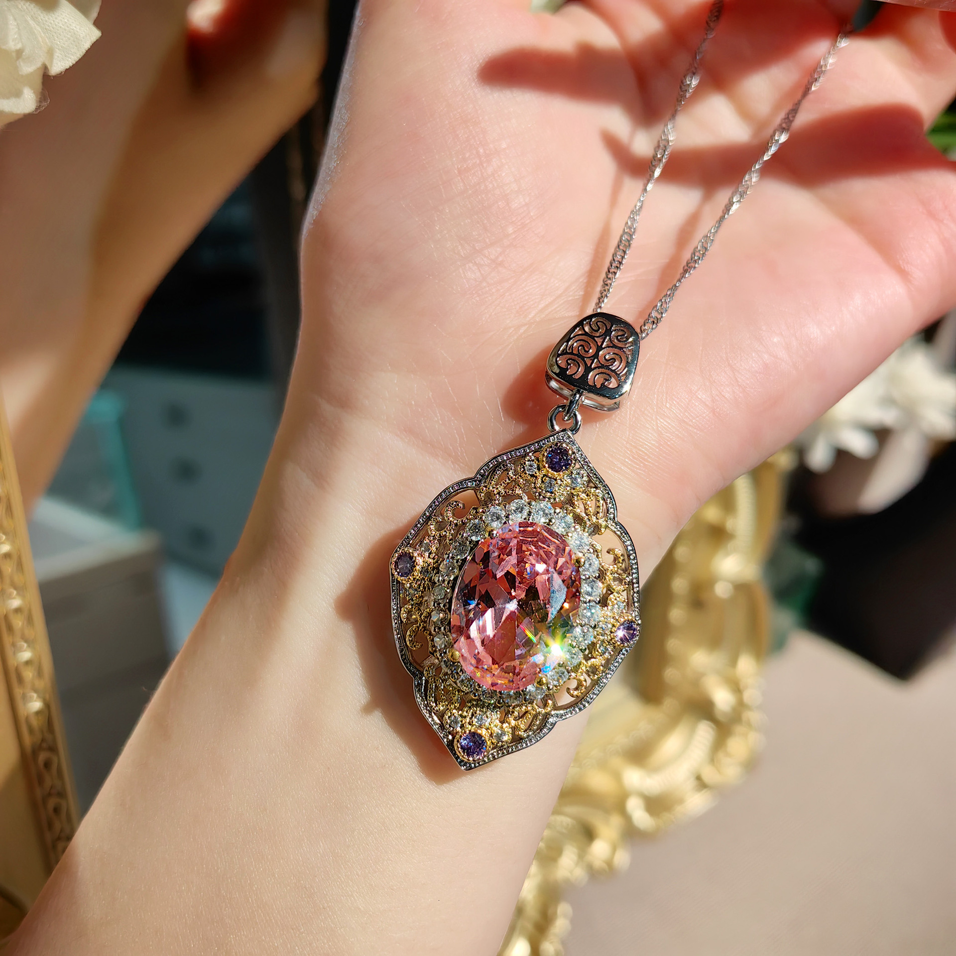 Luxury Brand Designer Jewelry Italian Court Style Two-Tone Gold Hollow Craft Inlaid Pink Diamond Pendant Royal Blue Earrings Gemstone Ring Set