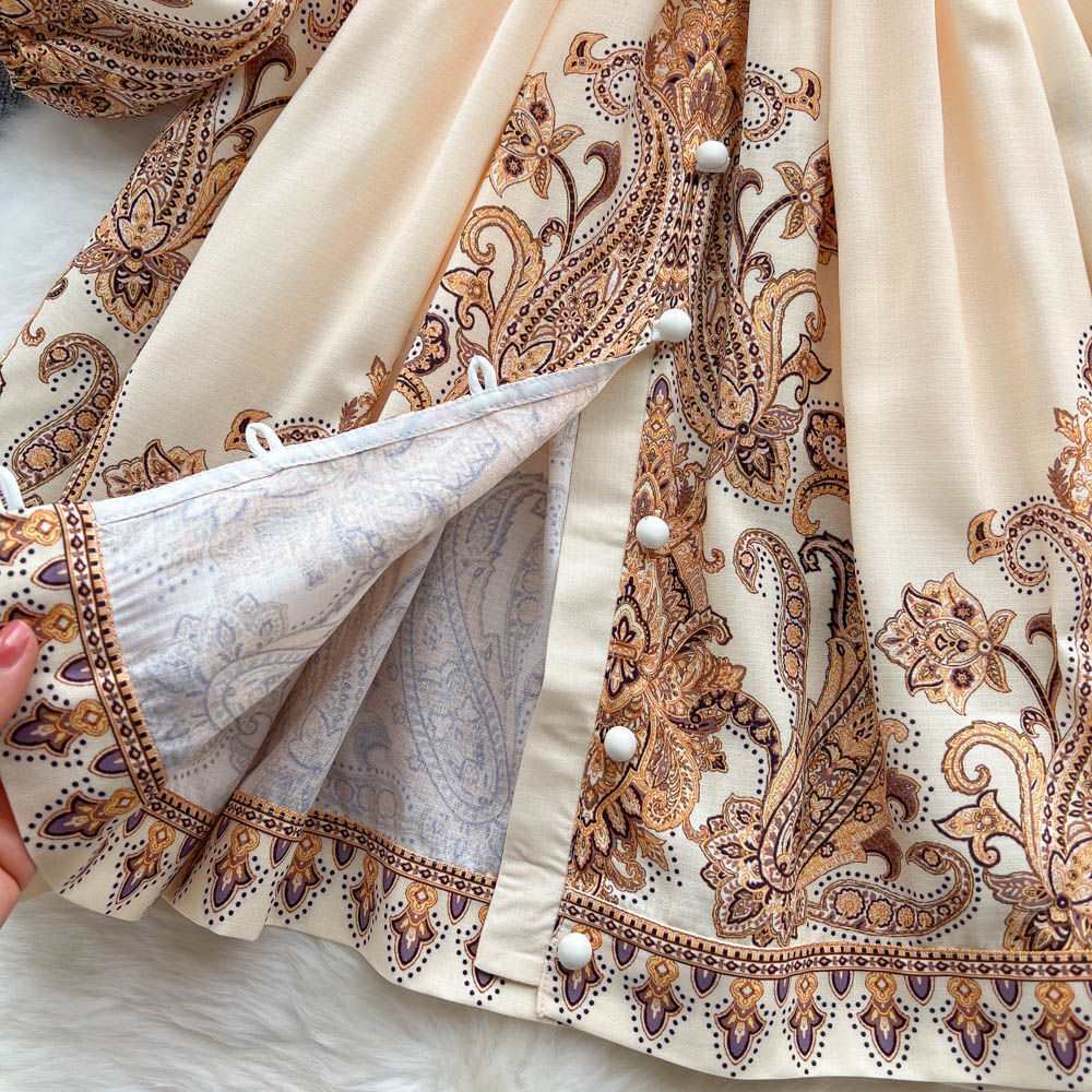 Fashionally Simple Urban Sexy Luxurious Women's Dress New Style French Retro Vacation Style V-neck Frilly Sleeves Fitted Waist Mid-length Printed