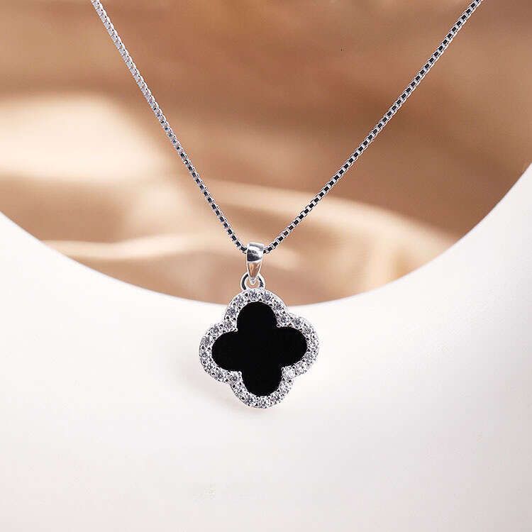 S925 Sterling Silver Agate Four-Leaf Clover Necklace for Women Korean Style Simple Elegant Collarbone Chain Versatile Women's Jewelry Wholesale