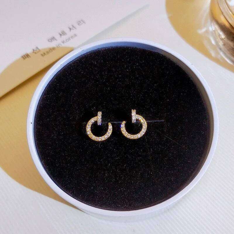 New and exquisite women's nail creative irregular small 925 silver needle stud temperament earrings