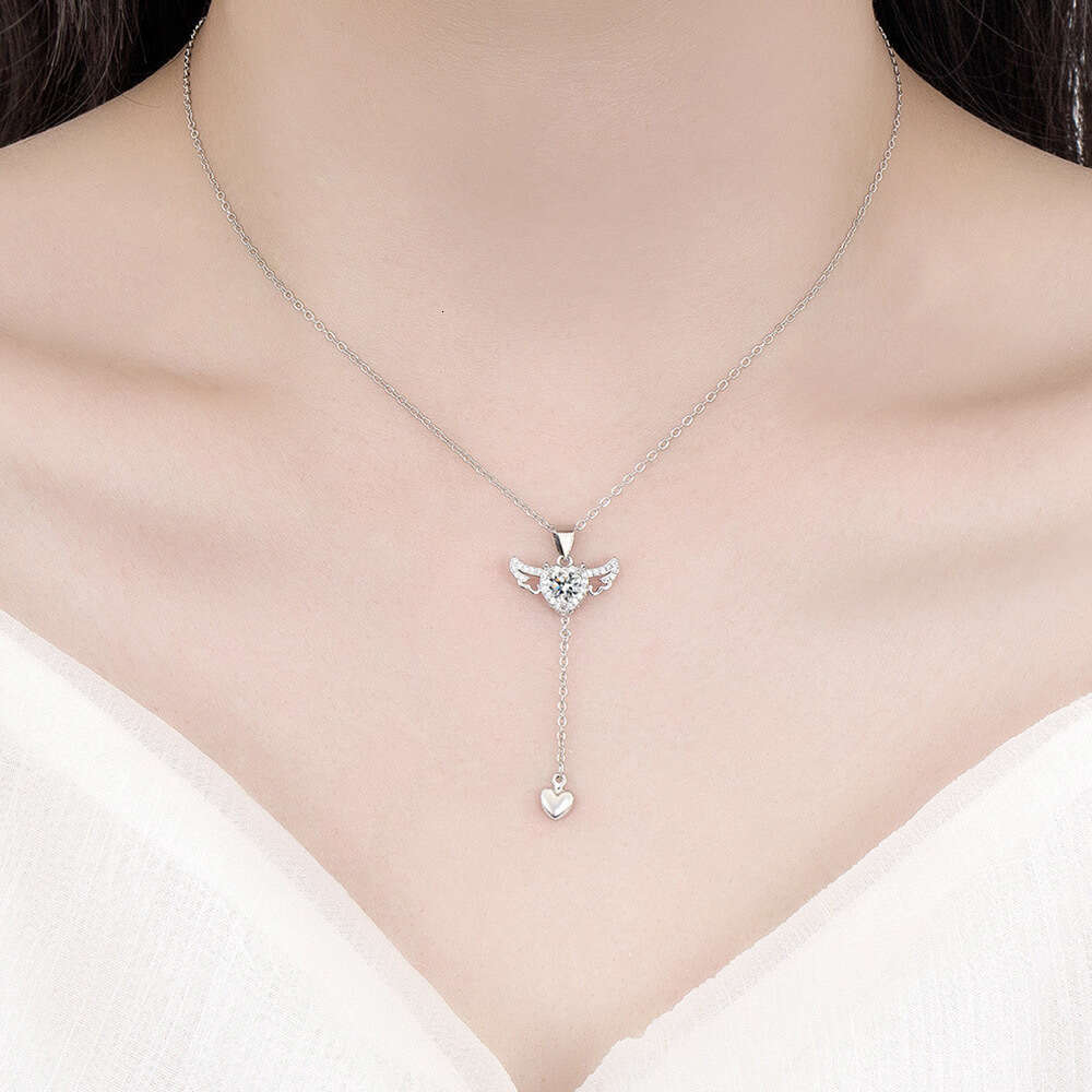 Women's Light Luxury Cupid Heart Necklace Zircon Inlaid Angel Wings Pendant European American Fashion Collarbone Chain Festival Jewelry