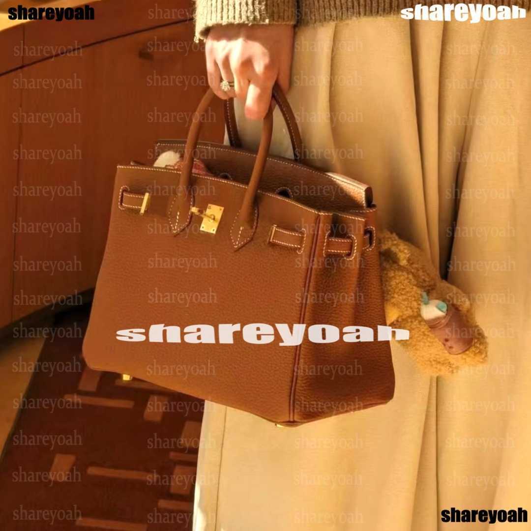 Totes Designer Bag Shoulder Bag Handbag Fashion Womens Pendant Diagonal Cross Handbag Phone Bag Luxury Bag High Quality Leather Banquet Bag 3 Sizes High quality bag