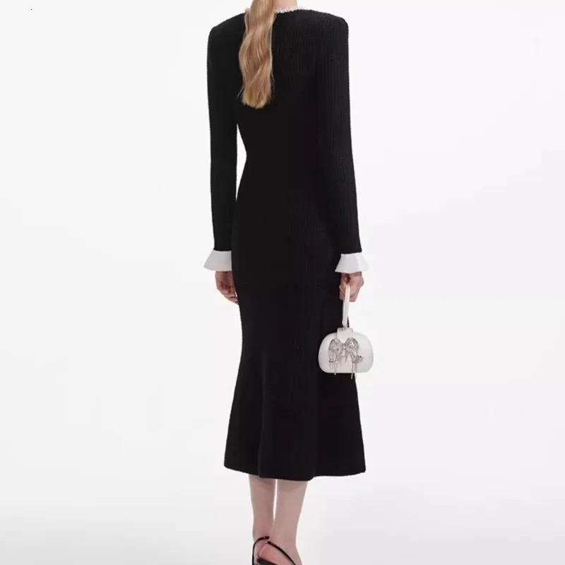 Urban Sexy High-end Design V-neck New Spring-autumn Women's Dress In French Style Elegant And Romantic High-end Lace Style Little Black Dress Sty