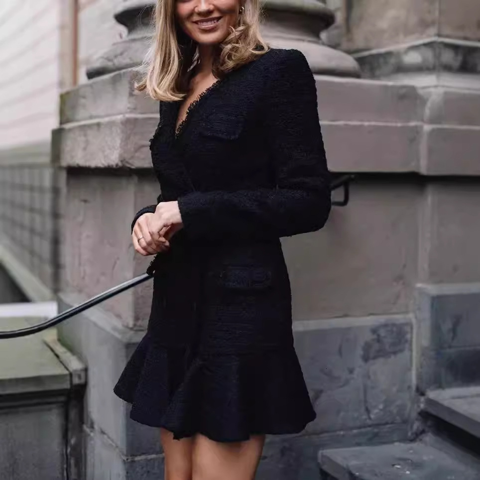 2023 Autumn Winter New Tweed Frayed Edge Patchwork Fake Two-Piece V-Neck Long Sleeve Dress