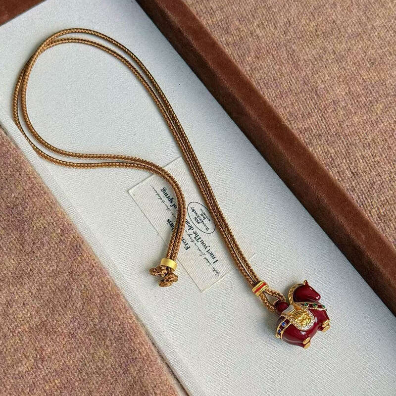 Oil Drop Enamel Pony Pendant Necklace for Women, Autumn and Winter Long Sweater Chain, Light Luxury High-end Feel, Zodiac Year of the Horse Accessorie