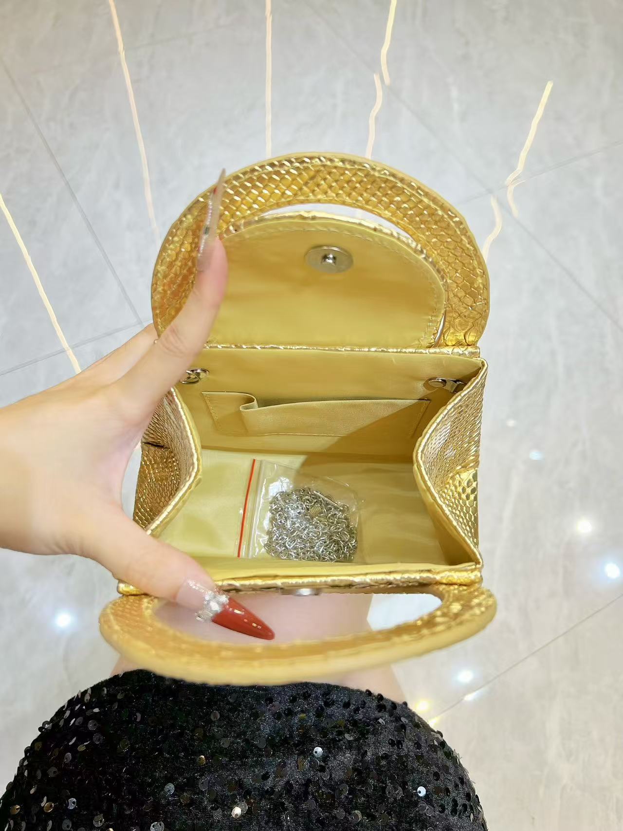 2025 New High-End Women'S Handbag Fashionable Shoulder Crossbody Bag Socialite Dinner Bag