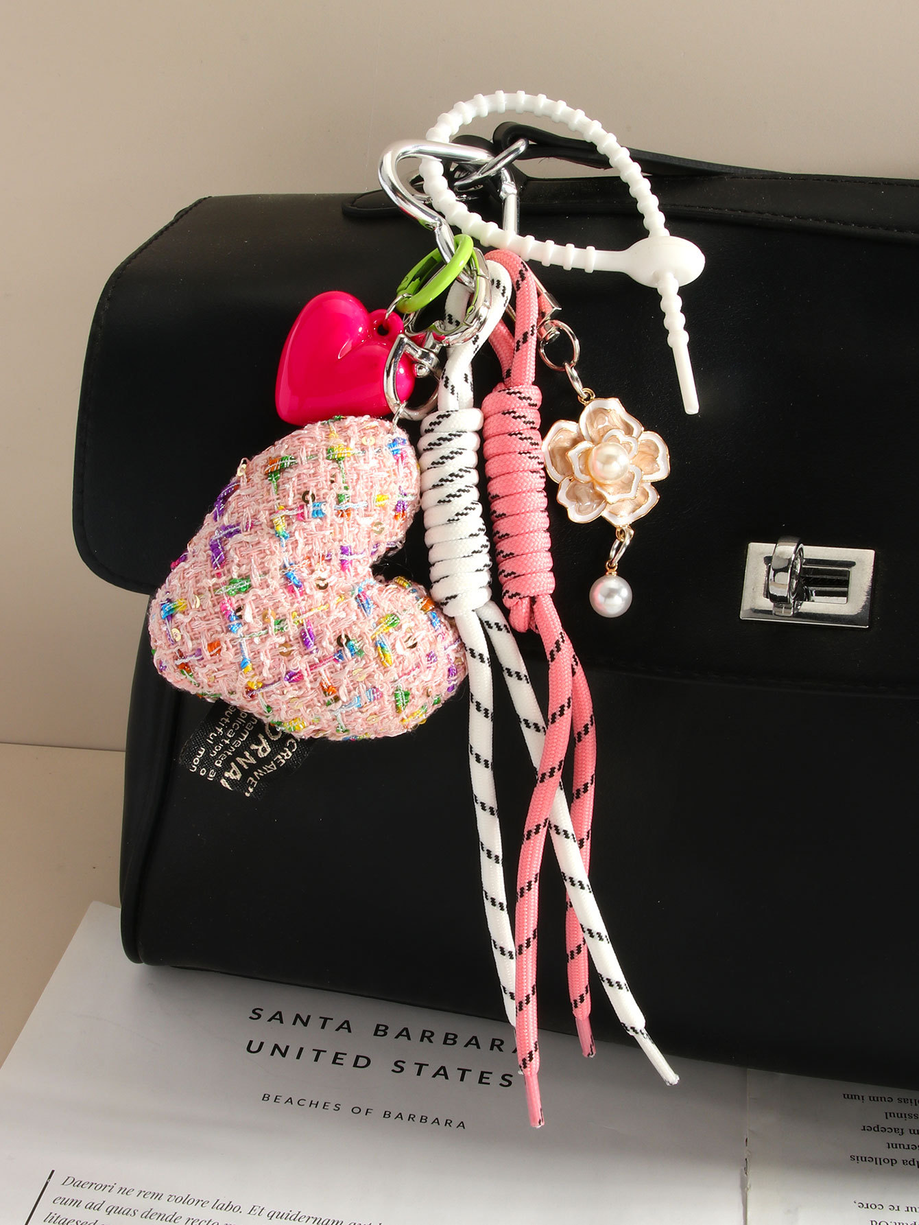 New winter bag charm Love Pompom Bag Charm Leather Rocking Horse bunny rabbit Keychain with Leather Bow Bell Braided DIY Tassel Cute Plush Bag Accesso