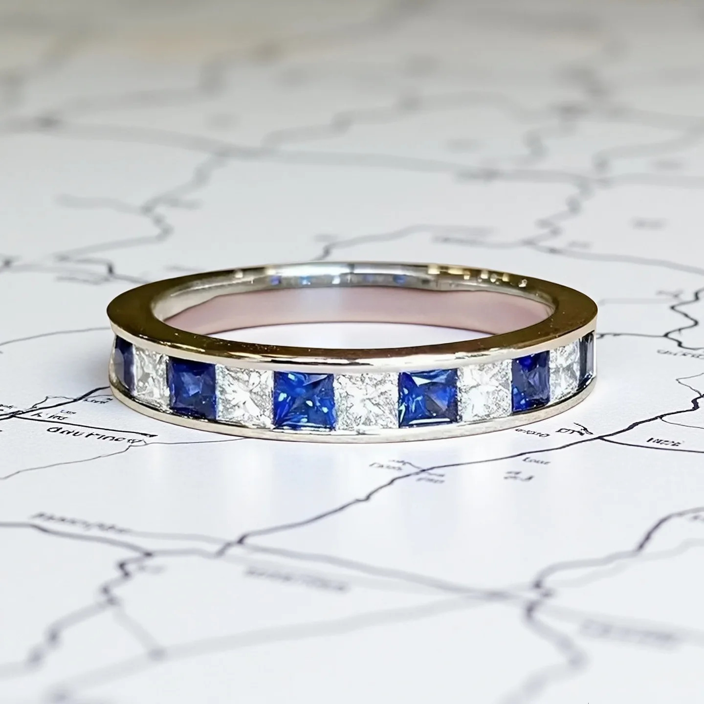 Fashion Sapphire Simple Stainless Steel Rings Double Diamond Women Men Wedding Band Jewelry Unique Ring For Gift 260104