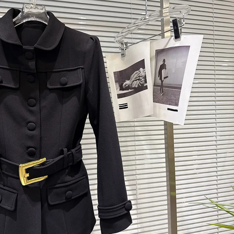 DEAT 2026 Spring Fashion Metal Buckle Belt Waist Shoulder Pad Trench Coat For Women Temperament Windbreaker Female 11A08364 251231