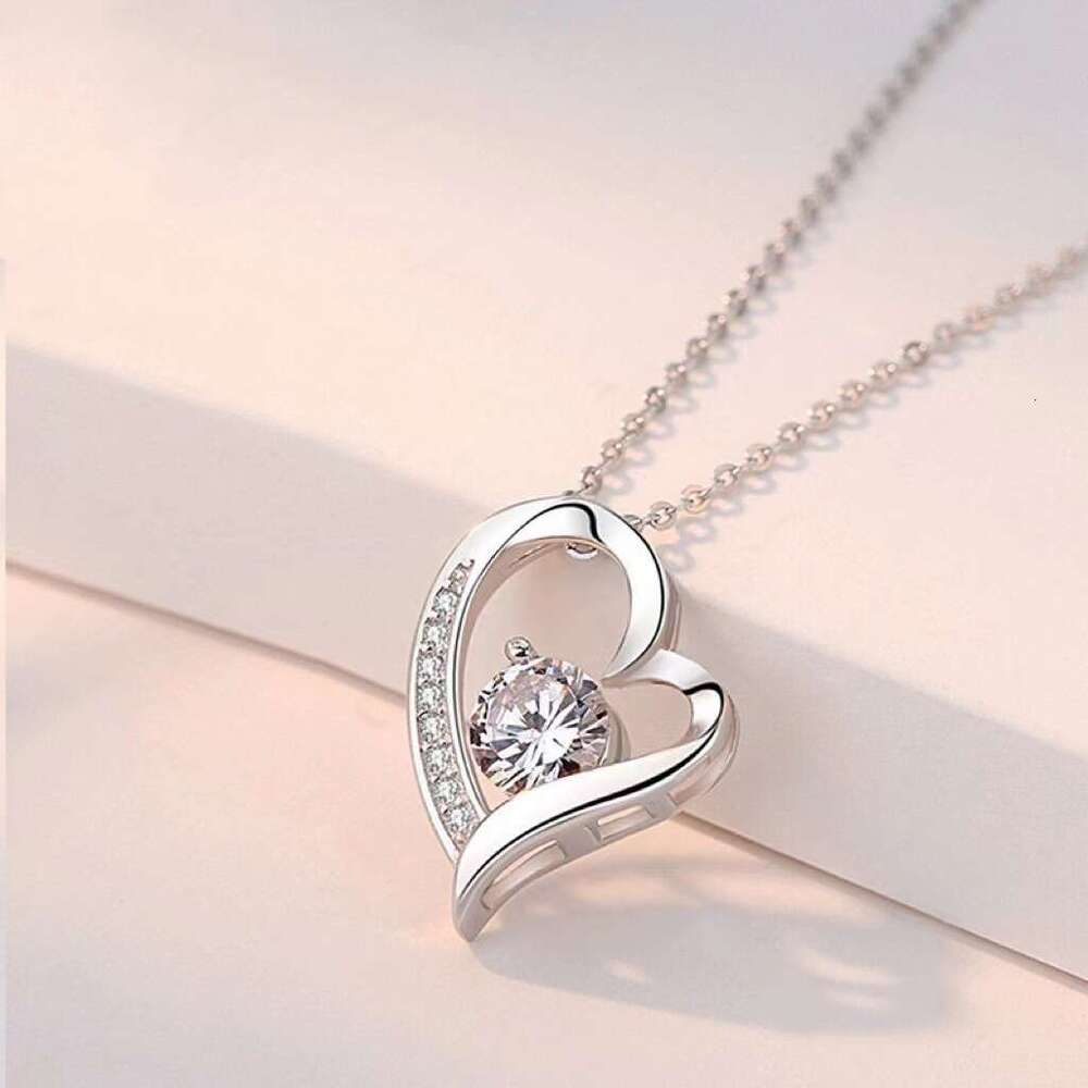 S925 Sterling Silver Heart-Shaped Necklace for Women Korean Mori-Style Simple Versatile Collarbone Chain Kuaishou Same Style