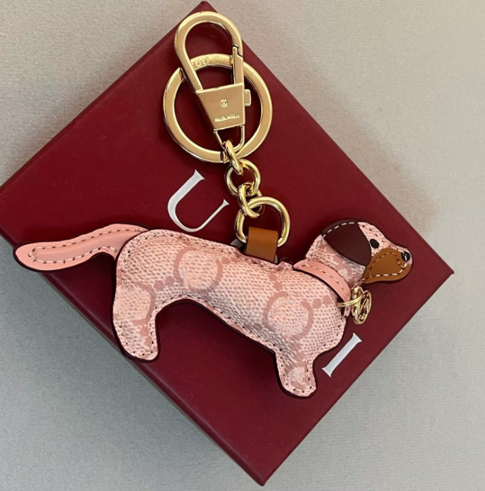 Fashion pink Leather pet dog Keychains GGs Designer Keychains Bag charm for Men Women handbags Decorative pendant Car key holder - Perfect Christmas Gift for Her G G