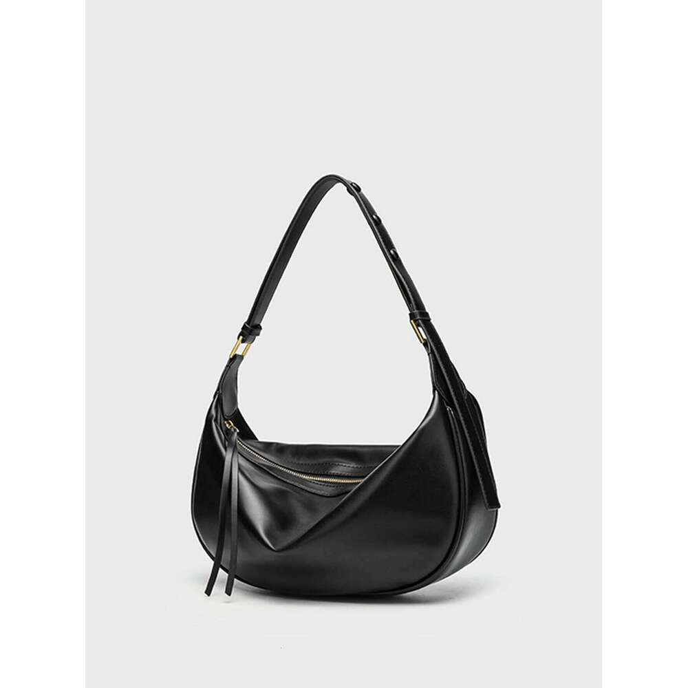 2025 New Fashion Senior Texture Single Shoulder Crossbody With A Small Design Underarm Dumpling Bag