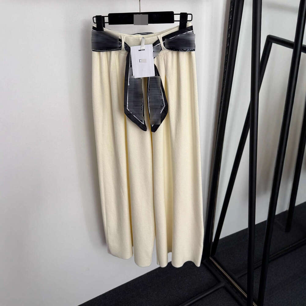 Designer Shenzhen High-End Foreign Trade Elegant Slim Dopamine Hot-Selling Retro Belt High-Waist Knitted Wide-Leg Pants 2a7a