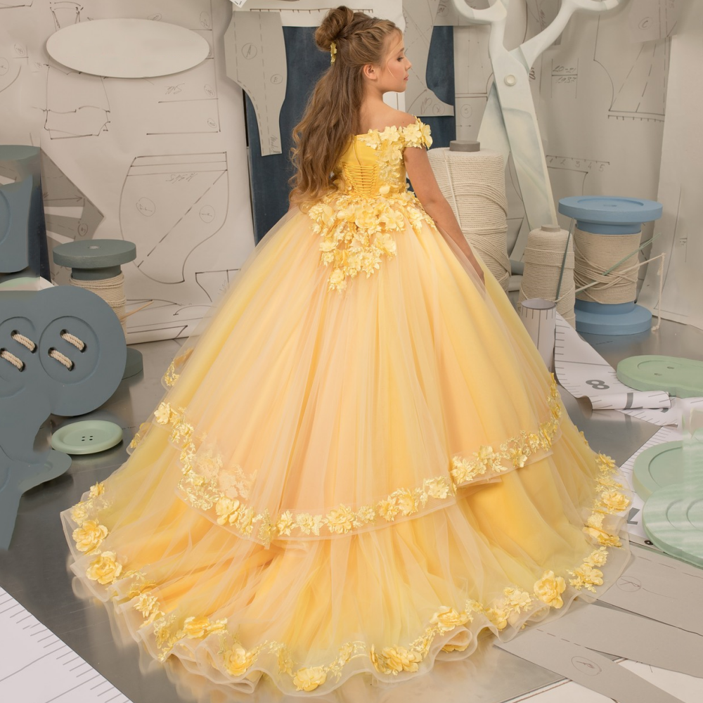 Cute Yellow Flower Dresses Elegant A Line Off Shoulder Appliques Long Girl Pageant Party Gowns Teens Birthday Dress J04 B0312