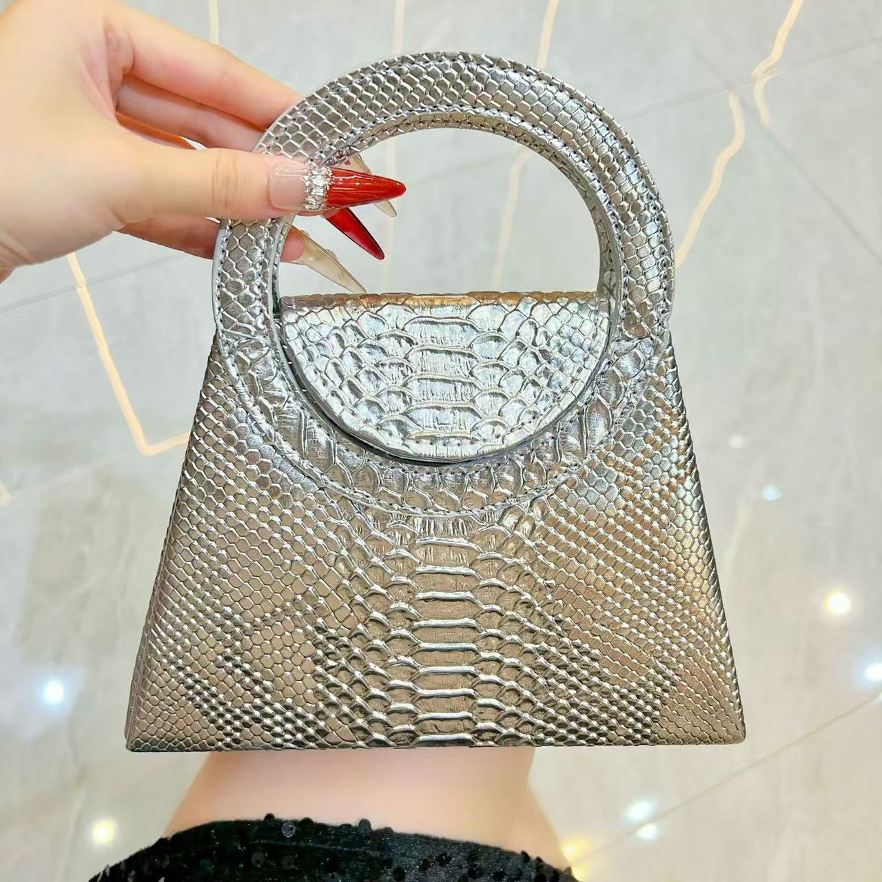 2025 New High-End Women'S Handbag Fashionable Shoulder Crossbody Bag Socialite Dinner Bag