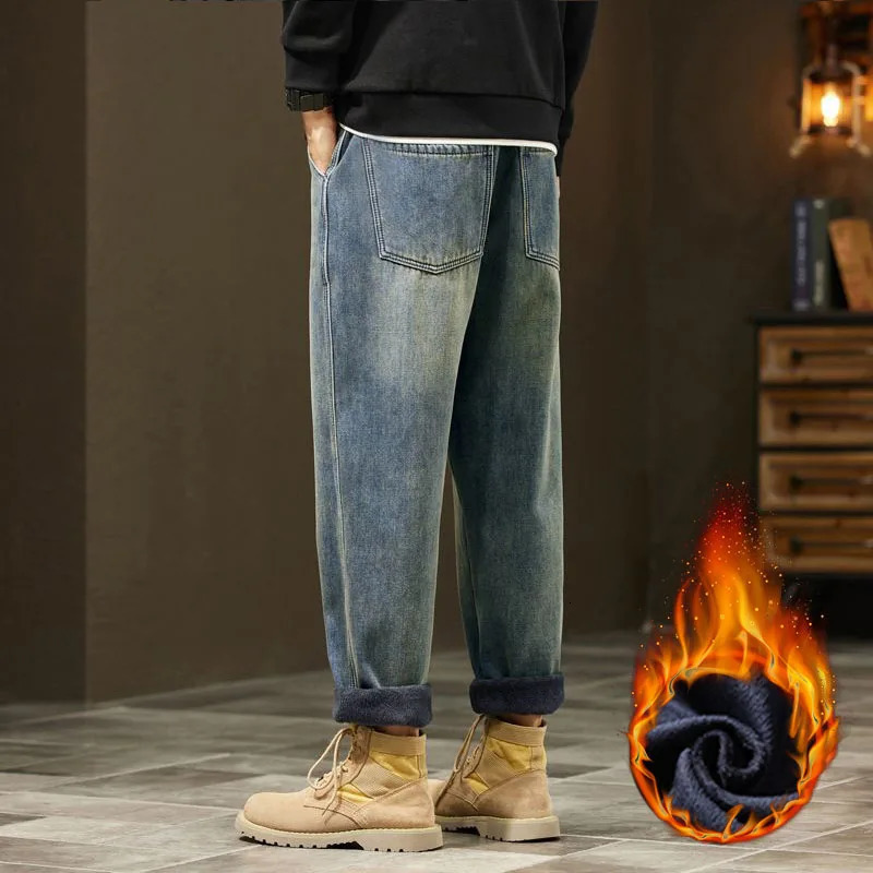 Mens Velvet Harun Jeans Loose Fleece Thick Warm Casual Pants Soft Fabric Versatile High Street Fashion Trousers Daily Wear 251226