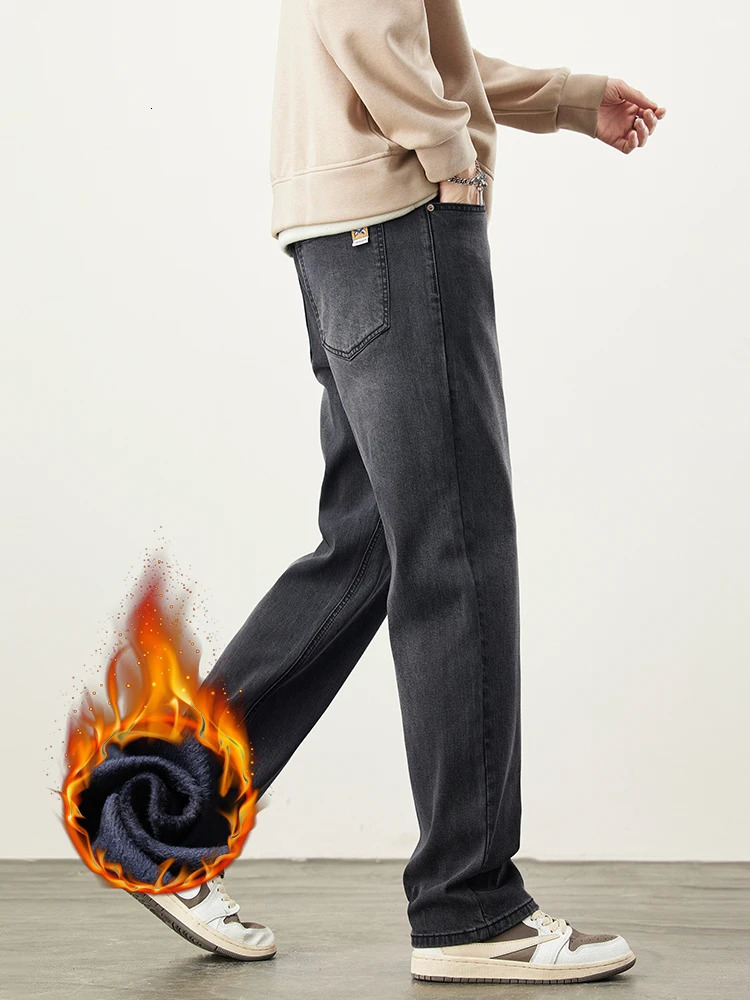 Fleece Mens Straight Jeans Winter Baggy Thick Warm Fashion Korea Plush Wide Denim Pants Casual Male Thermal Trousers 251226