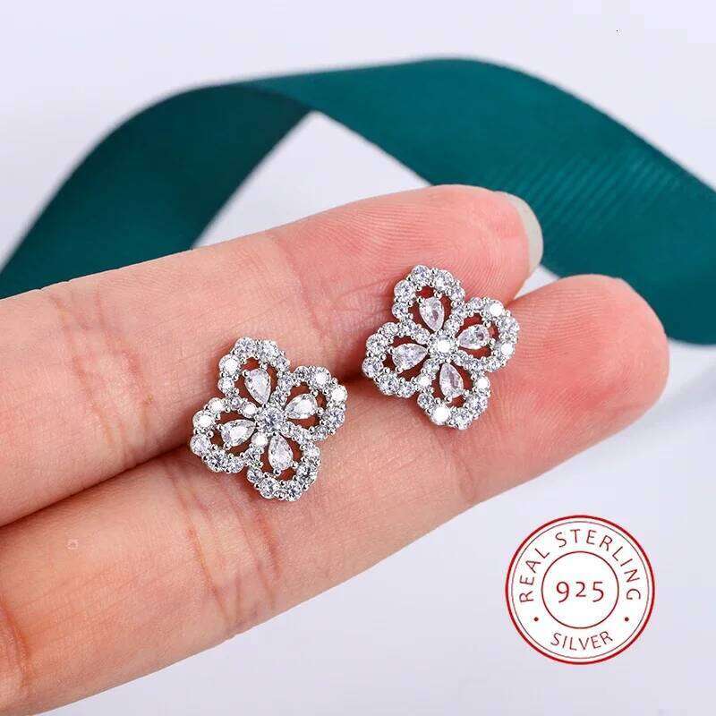 Classic Luxury Four-leaf Clover Stud Flower Design and Oval Zircon S925 Earrings for Women's Wedding Jewelry