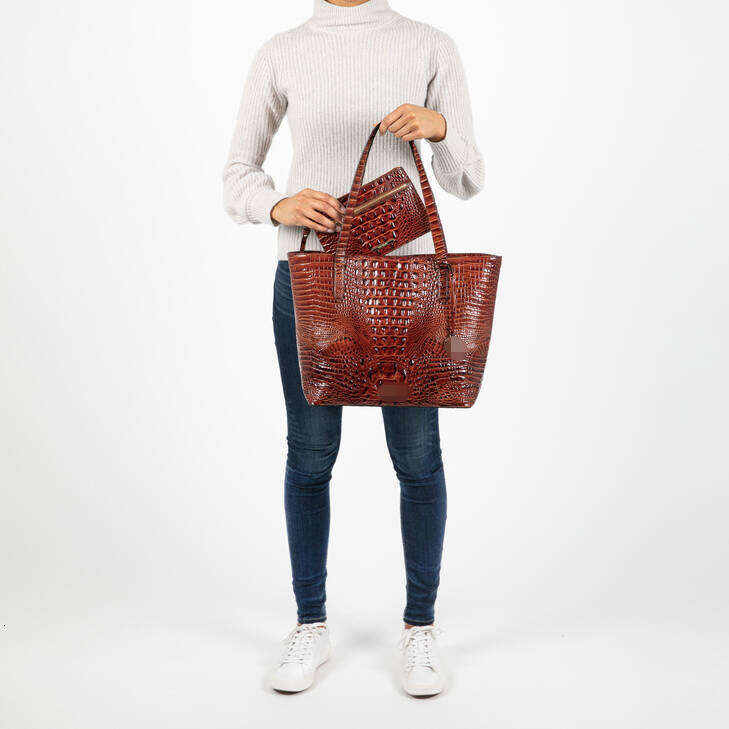 New European and American Cross-Border Handheld Tote Bag for Women, Vintage Style, Multiple Colors, Brahmin Crocodile Pattern