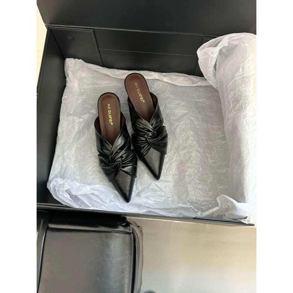 Fashion Versatile Pointed Toe Mules for Women 2026 Spring Summer New French Fairy Style Chunky Heel Heightening Outdoor Sandals