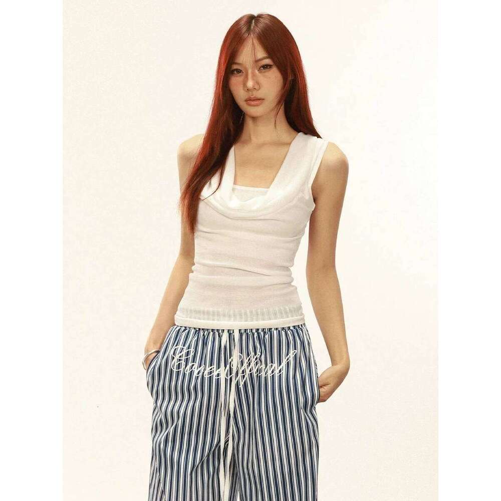 Swing collar fashionable vest summer vacation style, sleeveless pleated crop top for women