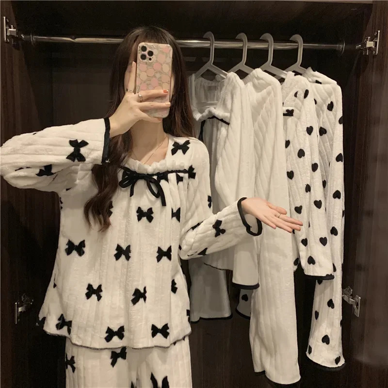 Thickened Coral Fleece Pajamas Autumn Winter Home Clothes Long Sleeve Pants Comfortable Breathable Sleepwear 251231