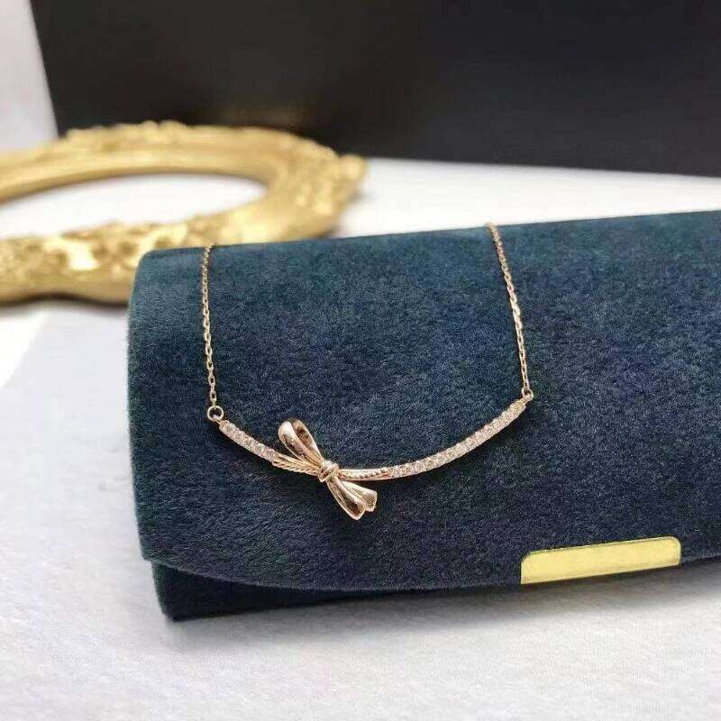 2024 New Smile Necklace Niche Design Bowknot Clavicle Chain 925 Silver Women's Party Jewelry Temperament All-match