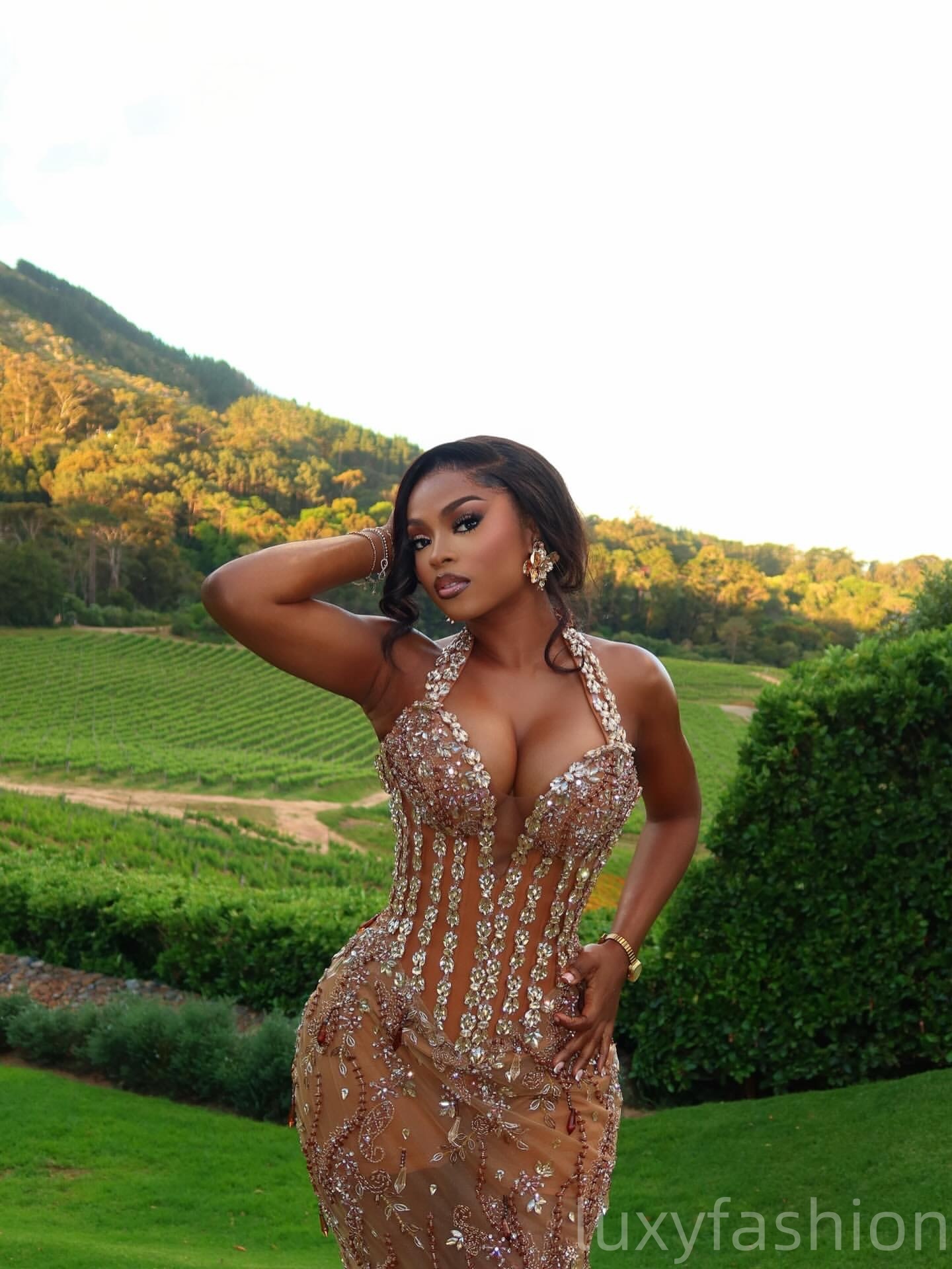 2026 Aso Ebi Champagne Mermaid Prom Dresses Halter Beaded Crystals See Through Evening Formal Party Second Birthday Engagement Gowns Dress For Special