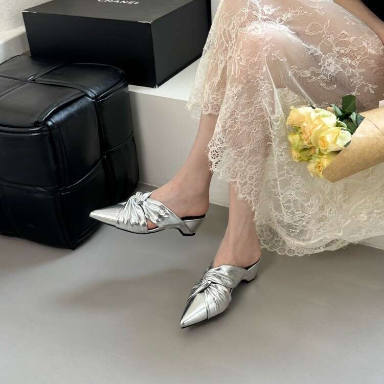 Fashion Versatile Pointed Toe Mules for Women 2026 Spring Summer New French Fairy Style Chunky Heel Heightening Outdoor Sandals