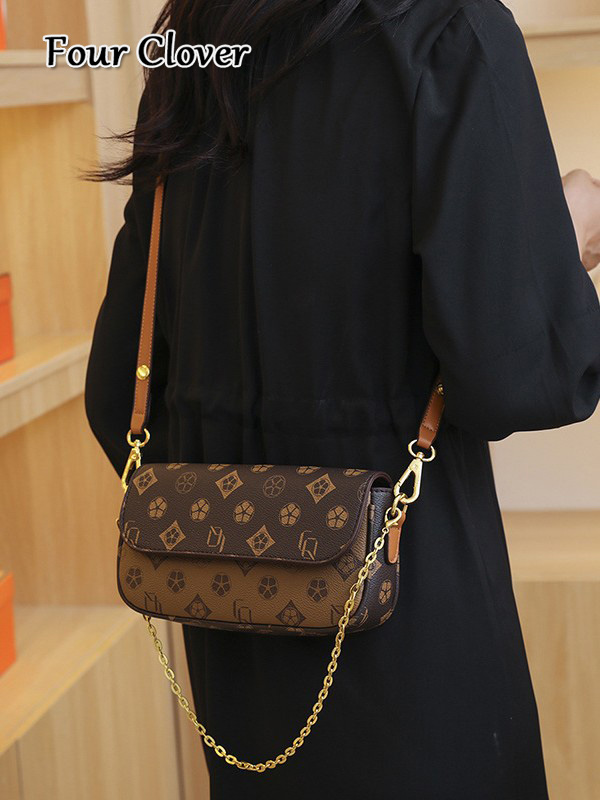 New luxury handbag, European and American fashion crossbody bag, printed retro small square bag, women's shoulder crossbody bag, chain handle und