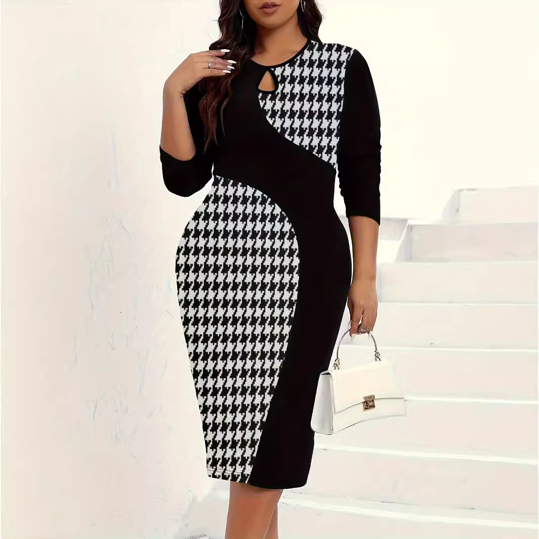 A Fashionable High-end, Urban Sexy Printed Dress With An Elegant And Form-fitting Waist Design Creating A Mid-length Dress That Effectively Shapes A S