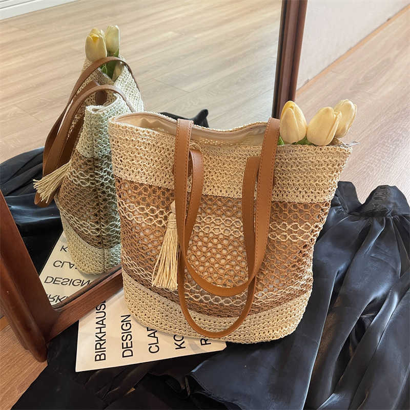 Spring Summer Collection Woven Bag Bohemian Shoulder Bag Retro Openwork Straw Beach Bag