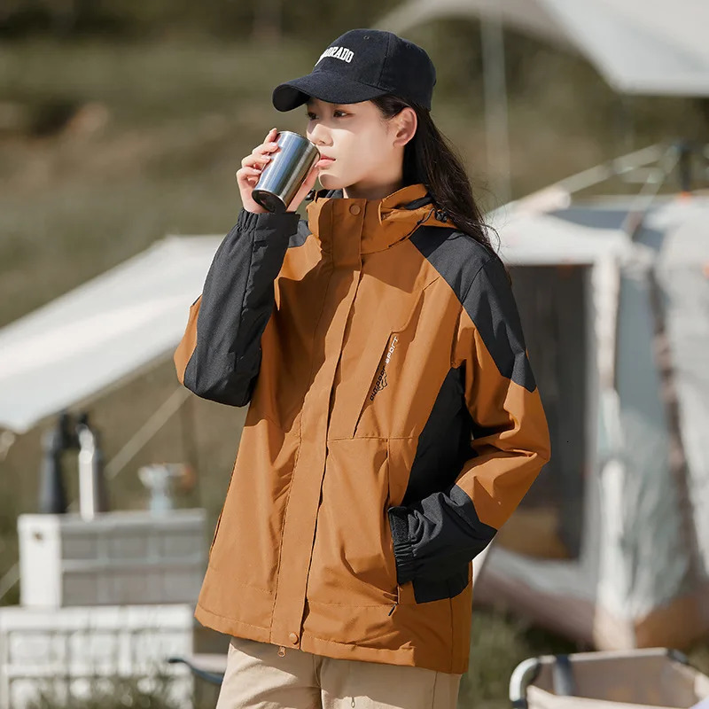 Woman Outdoor Jackets Hiking Jacket Waterproof Windproof Camping Coat 100 Nylon girl Sports Versatile 251231