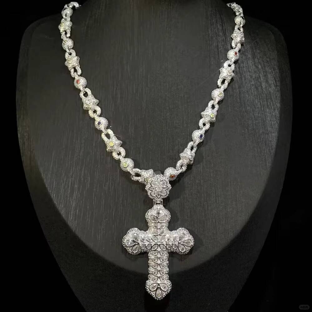 Hiphop Iced Out VVS Moissanite Custom Cross Pendant 925 Sterling Silver Chain Necklace for Mens Personalized Jewelry