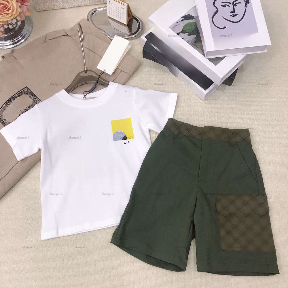 Top baby T-shirt set Summer two-piece boys girls tracksuits kids designer clothes Short sleeve and shorts A162X05N153