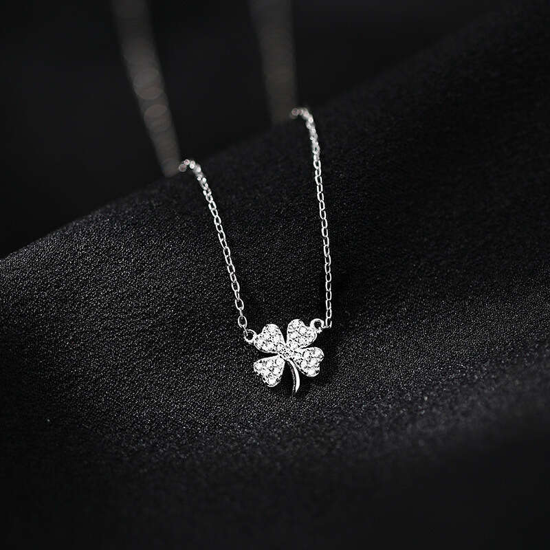 Four-leaf Clover Zircon Necklace for Women, Light Luxury Design, Sweet and Elegant, Minimalist Style, Collarbone Chain, Wholesale Jewelry