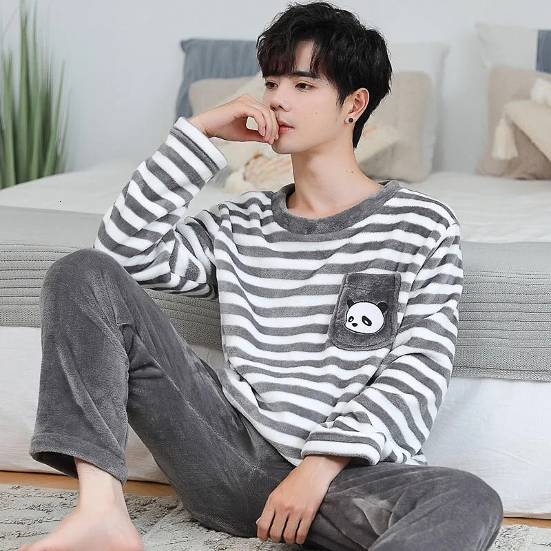 Autumn Winter Coral Fleece Pajamas for Man Round Neck Long Sleeve Lounge Sets 2 Piece Fashion Printing Home Suit 251231
