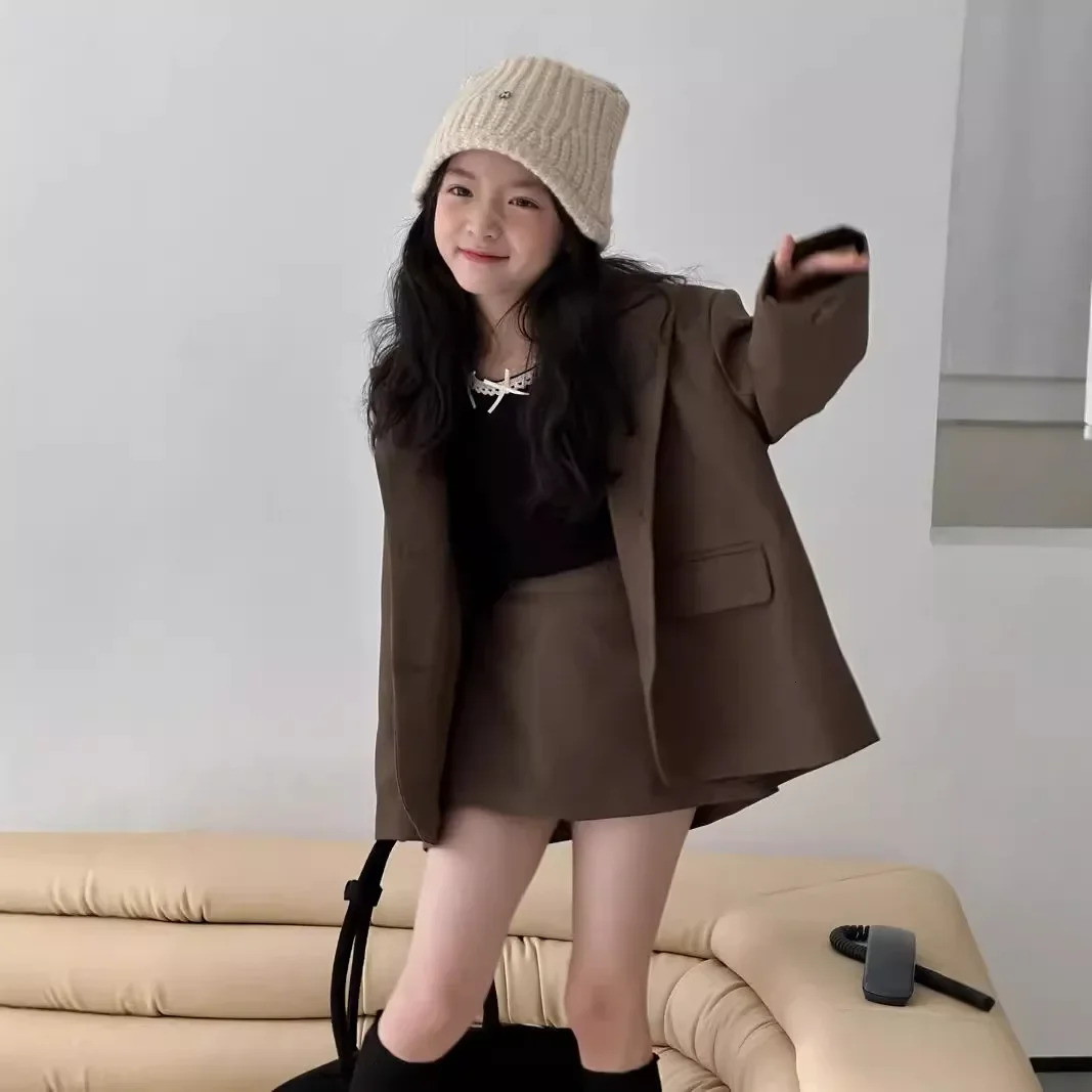 Suit skirt set for autumn loose suit jacket and skirt shorts for children and girls fashionable suit trendy kids clothes 251231