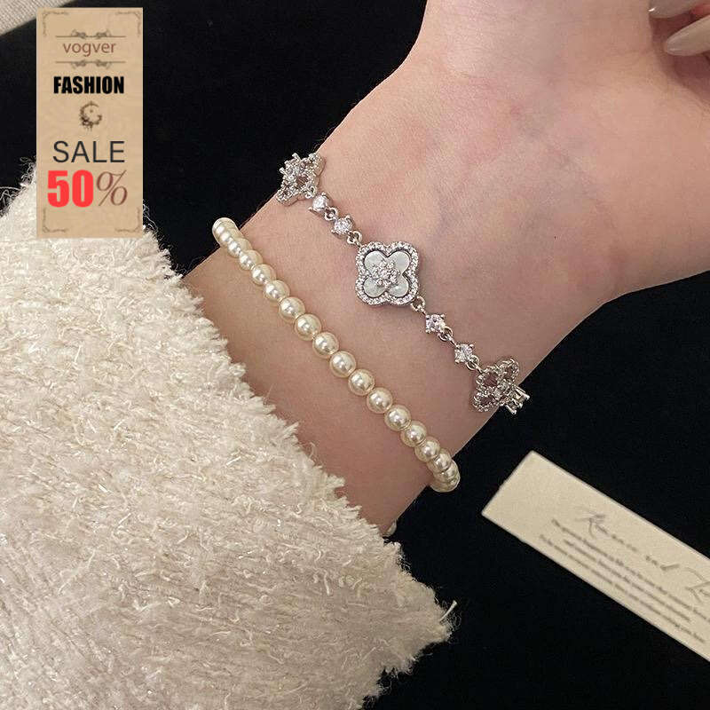 Bracelet for Women Diamond-Studded Shiny Imitation Natural Pink Shell Hollow Lucky Four-Leaf Clover Pull Niche Light Luxury Hand Jewelry